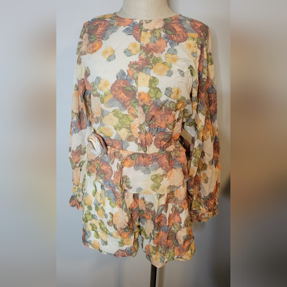 NWT Sz 12 Something Navy Rose print romper